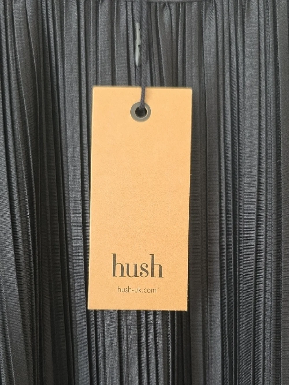 Hush Uk Black Pleated Flowy Cap-Sleeve Top Size S New - Picture 2 of 14